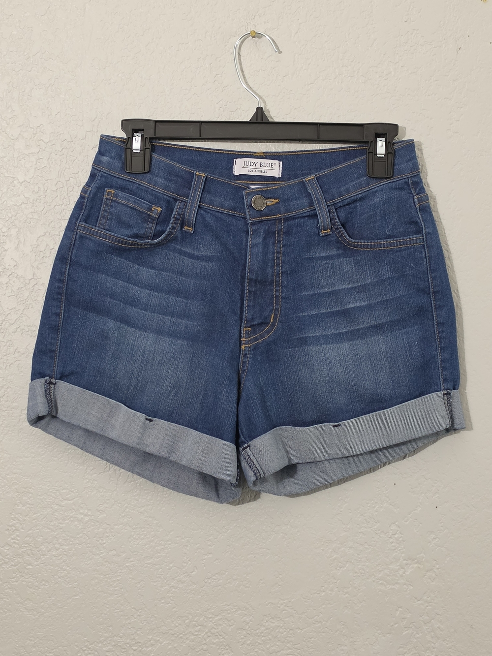 Judy Blue Mid-Rise Rolled Hem Medium Wash Denim Shorts Womens Small Stretchy - Picture 1 of 6